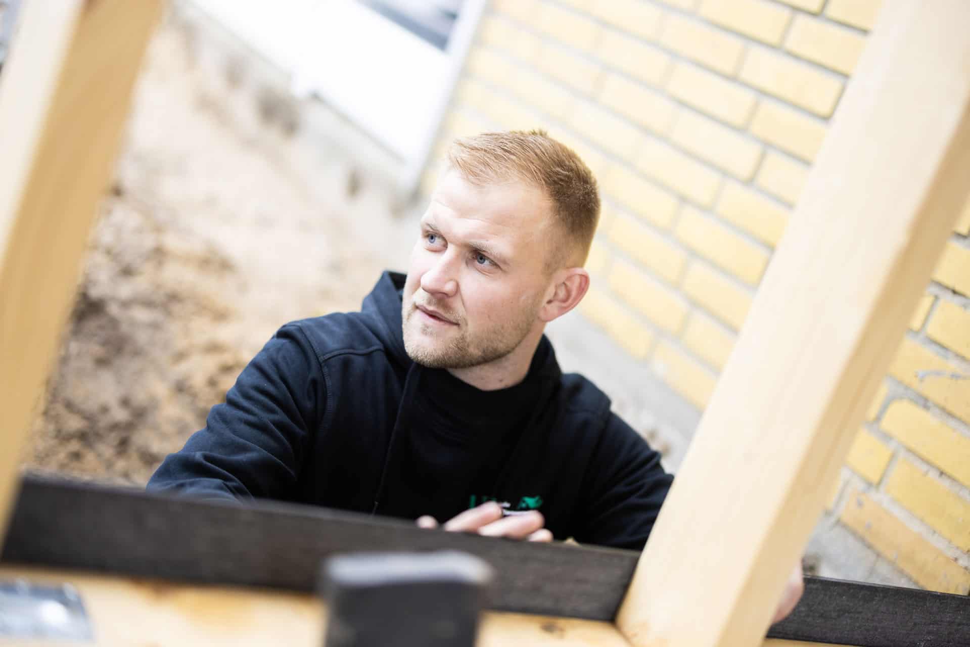 tømrer slangerup med rundsav